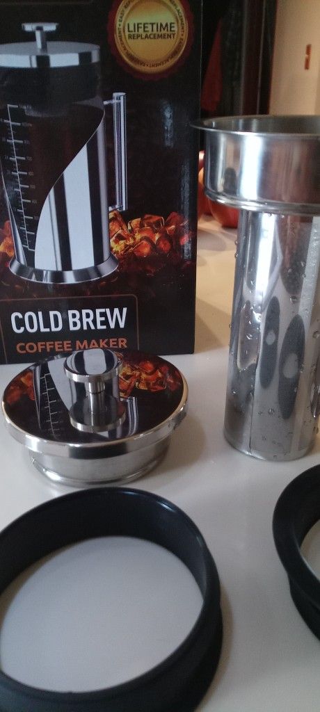 Cold Brew Coffee Maker 34oz