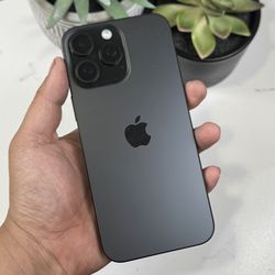 iPhone 16 Pro Max 1Tb Unlocked 100% Battery Health