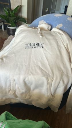 Taylor swift sweatshirt