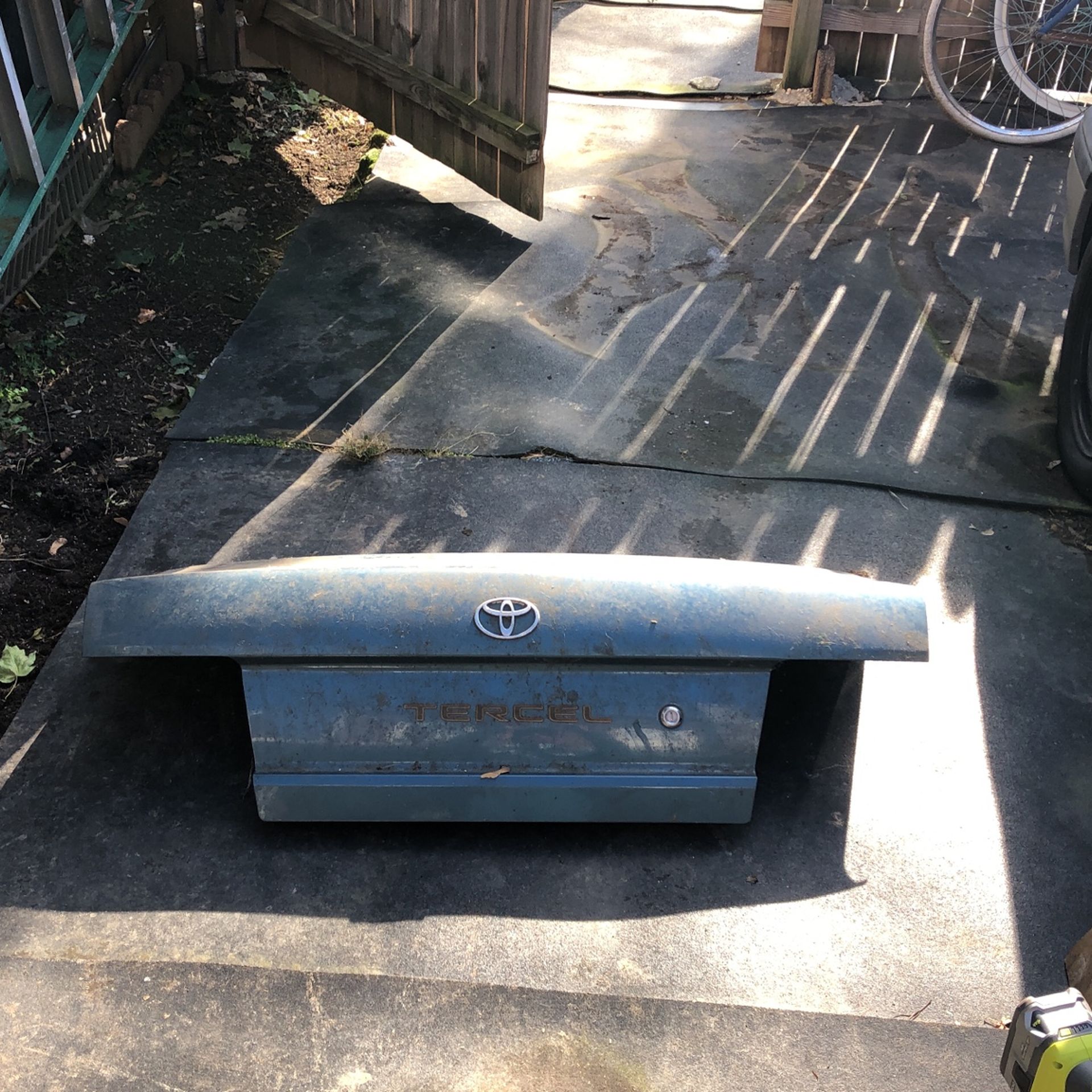Toyota Tercel 93 Trunk