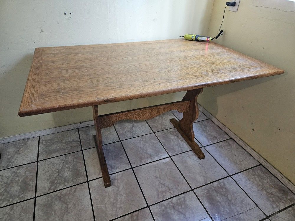 Free Table