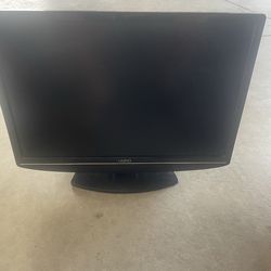 Yamaha receiver and 24” tv