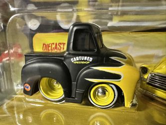 Car Tuned Die-cast ‘53 & 57’ GMC
