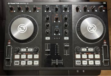 Traktor Kontrol S2