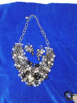 Paparazzi statement necklace