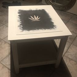 Cannabis Leaf Solid Wood End Table