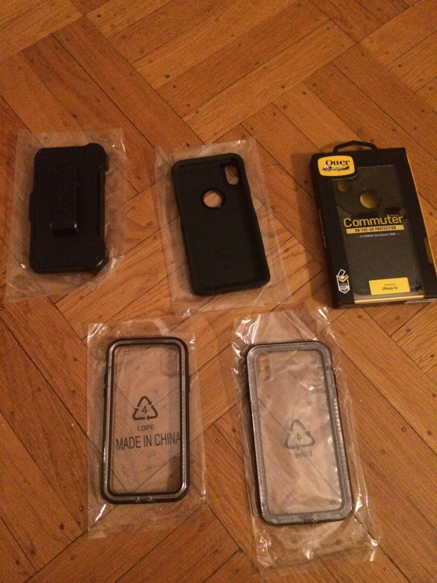 5 Bundle of Lifeproof and Otterbox Cases (iPhone X, XR, XS Max, 8)