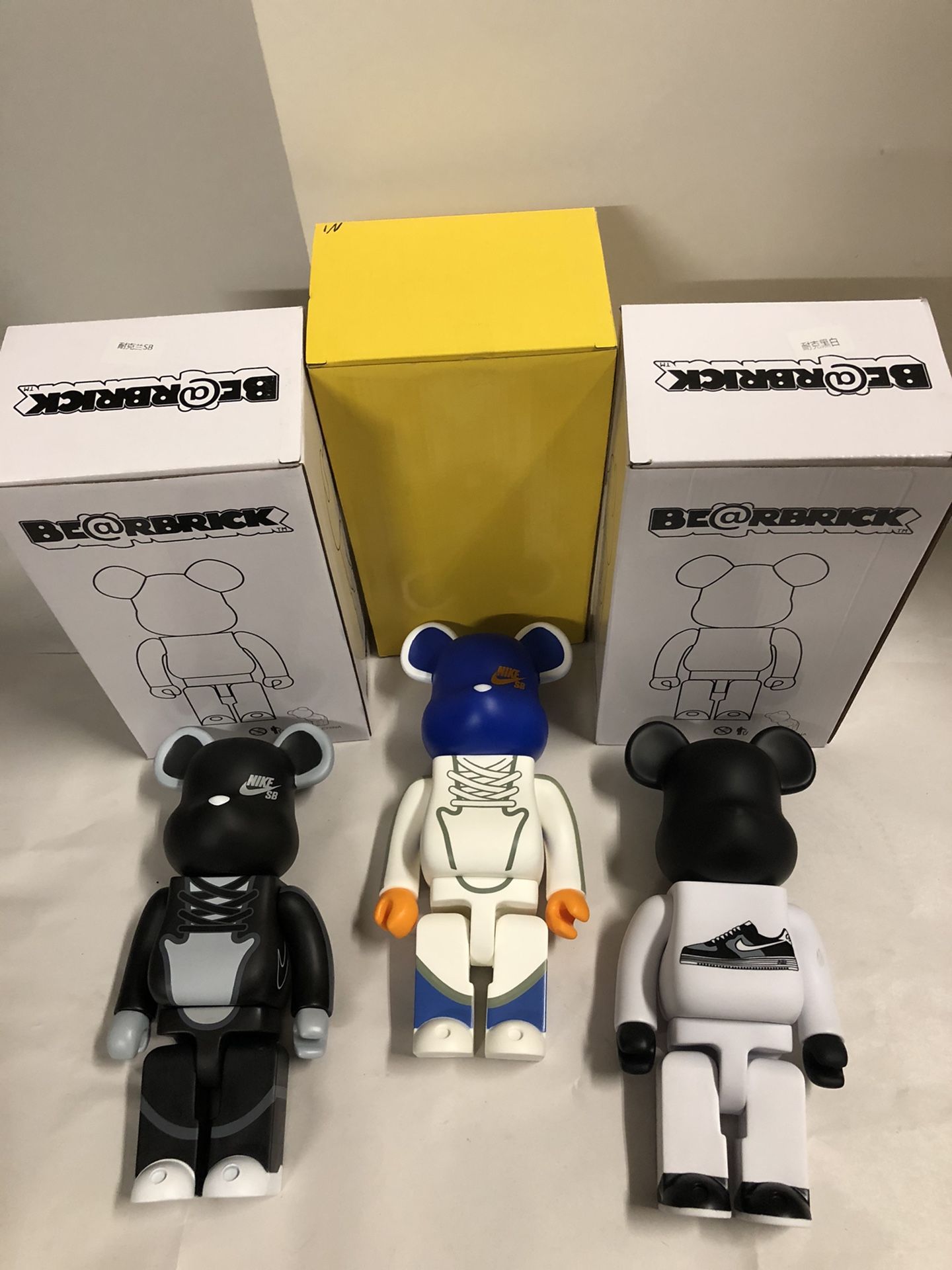 Be@rbrick 400 Nike SB Set