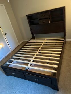 FREE QUEEN SIZE BED - 32822 ZIP PICK UP