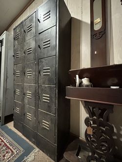 Foot Lockers
