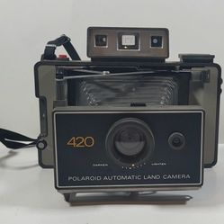 Vintage Polaroid Automatic Land Camera Model 420 With Flash - Untested