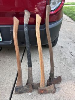 Come Get These Axes!