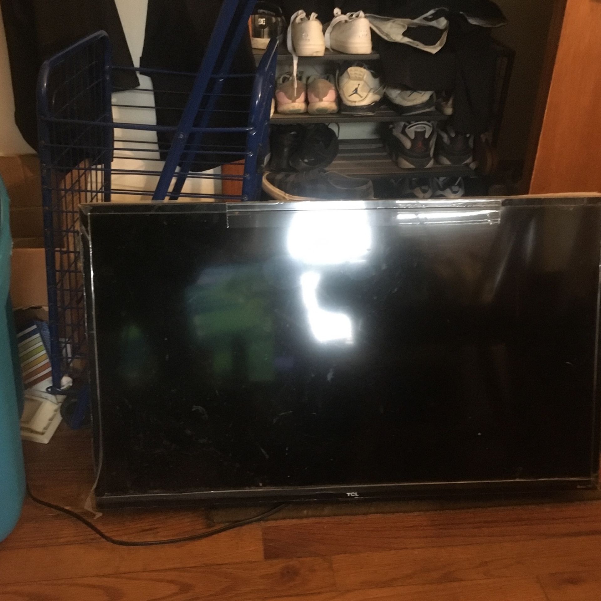 42” Vizio Smart Tv
