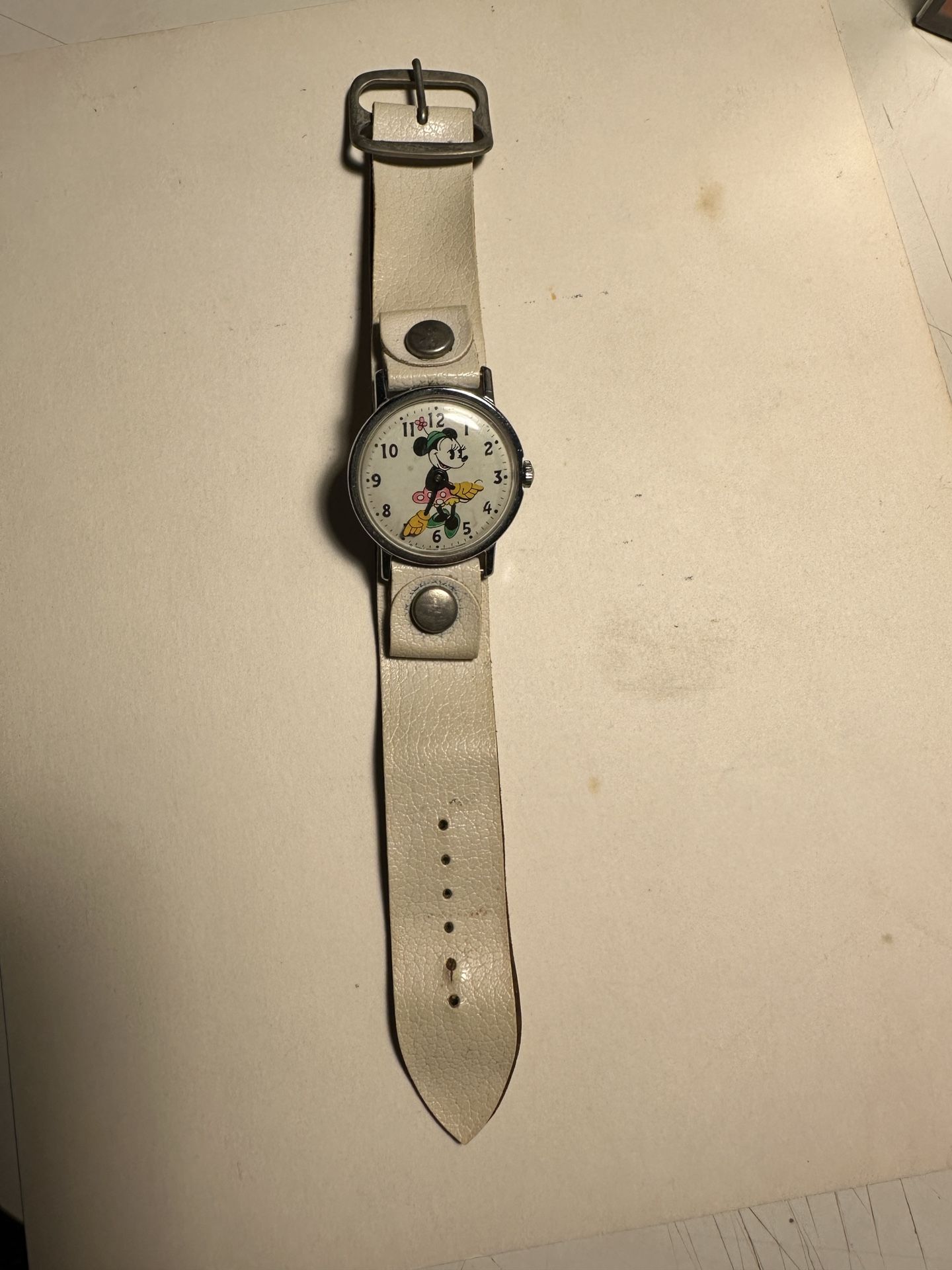 Vintage Timex Mini Mouse Watch. Buy 1971 TIMEX Electric Mickey Mouse Vintage Wristwatch Cal  main image 3