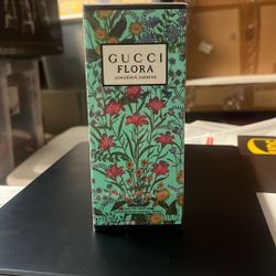 Gucci - Flora ( Turquoise)