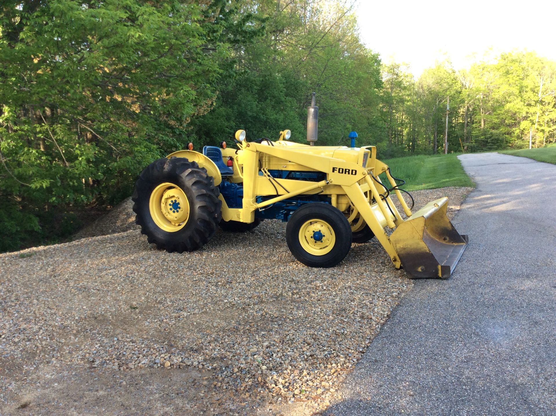 1971 Ford 3400 Industrial Tractor