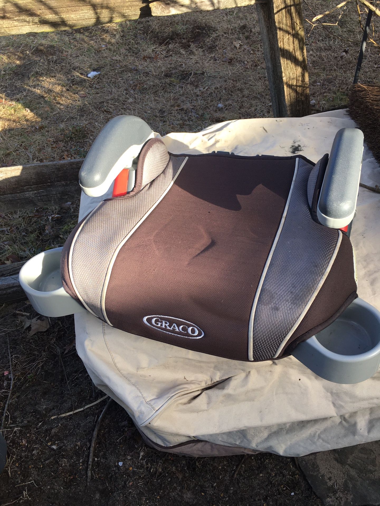 Very Nice Graco Car Booster Seat With Cupholders Only $20 Firm