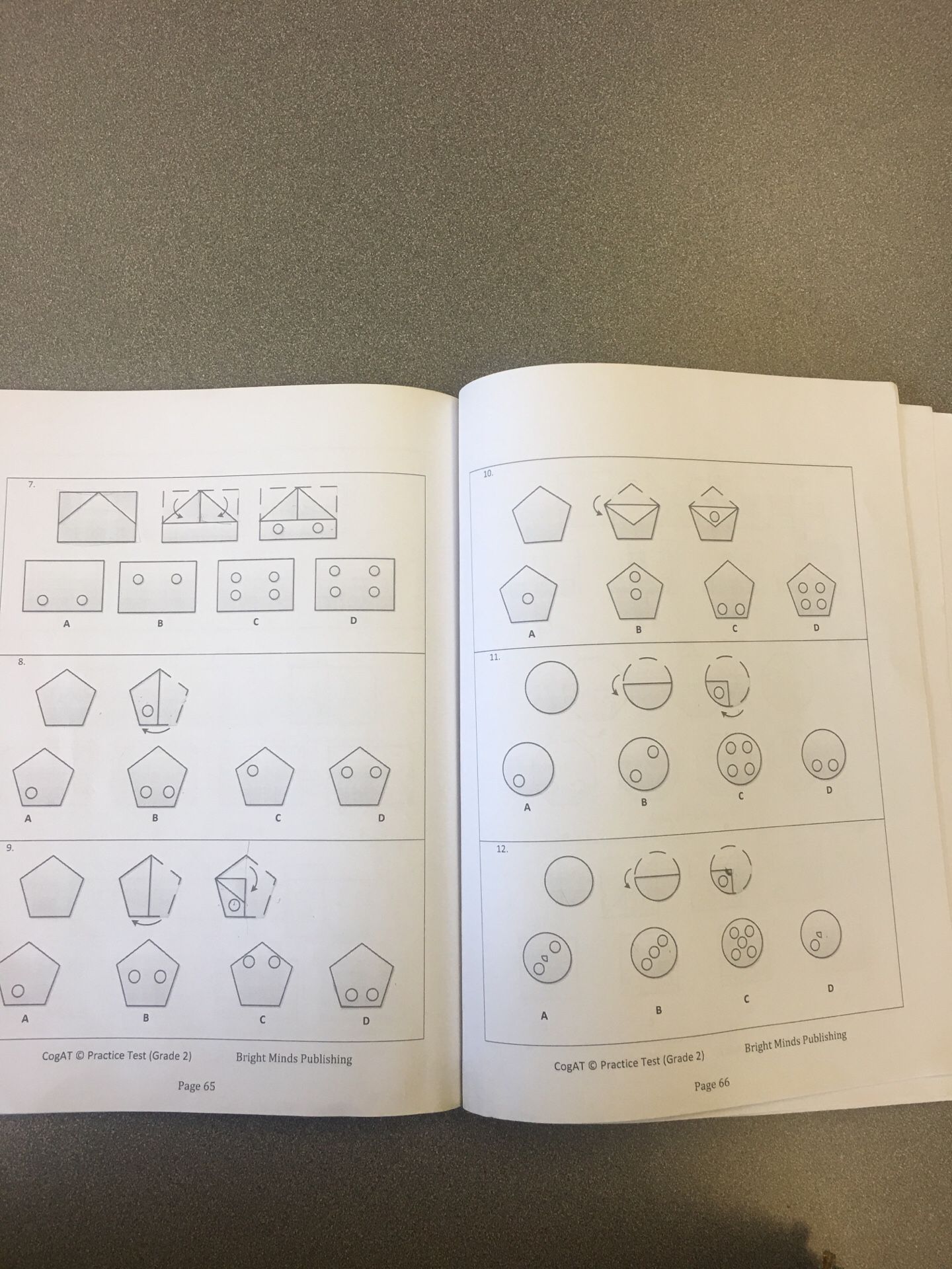 CoGAT Practice Test Grade 2 second grade Like New, Bright Minds Publishing with answer keys