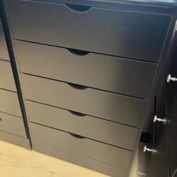 Five Drawers Dresser