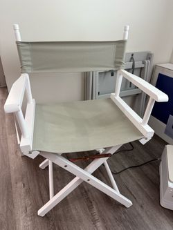 18” Directors Chair