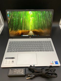 HP LAPTOP #35713