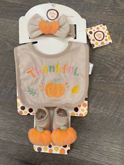 New girls thanksgiving bib bow and shoes size 0-12 months little me