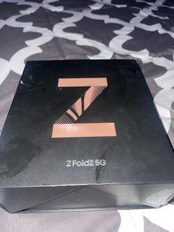 Z Fold 2 Box