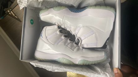 Retro Jordan 11s  “Legend Blue” SIZE 9