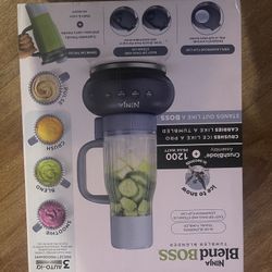 Ninja Blendboss™ | Personal Blender for Smoothies & Frozen Drinks 