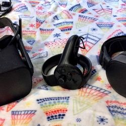 GAMING HEADSET FOR  PLAY STATION  W/ CONTROLLER  AND HEADPHONES WMICROPHONE 