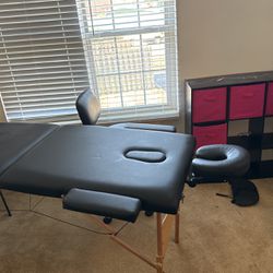 Massage Table/lash Bed