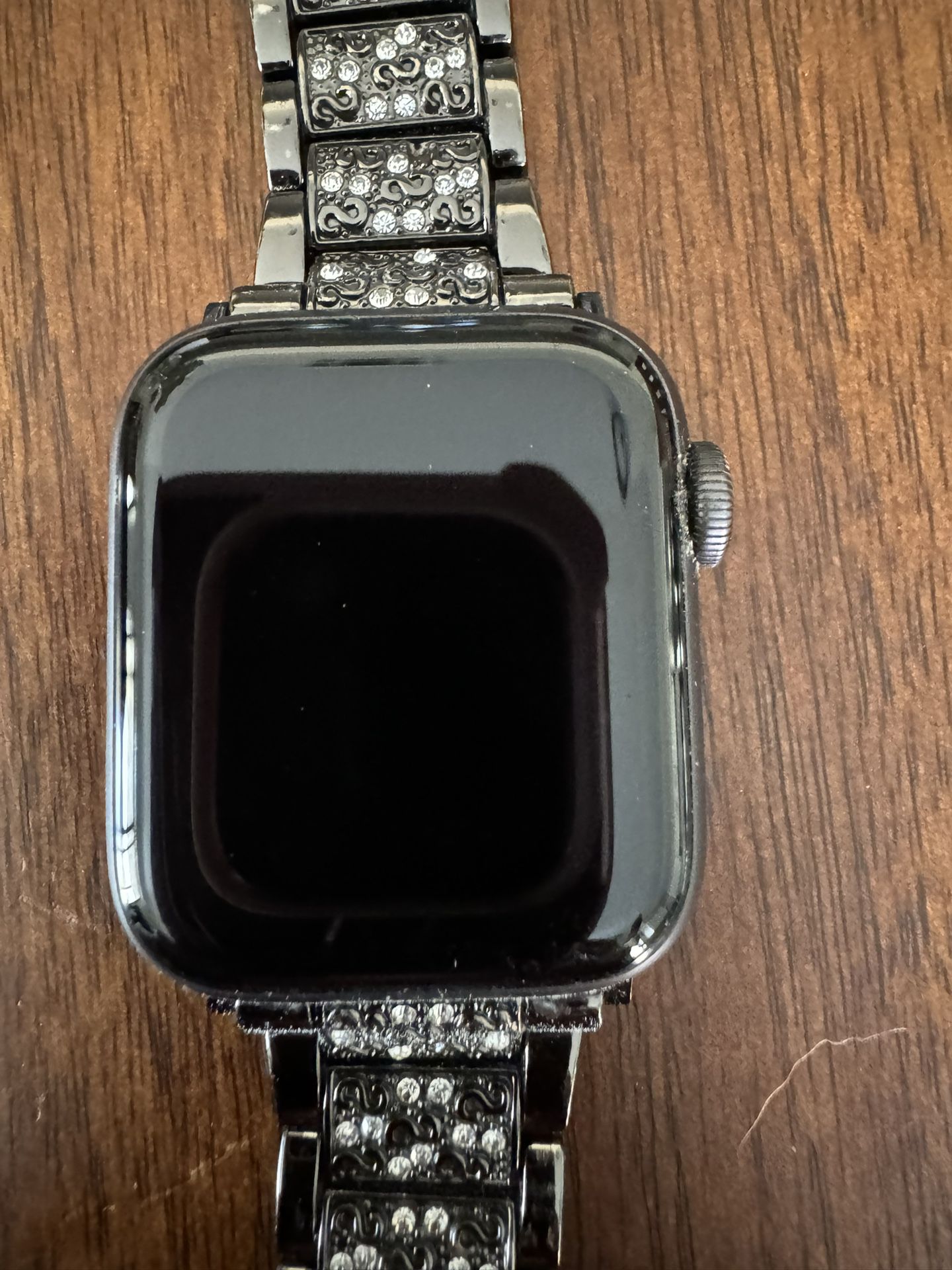 40MM iPhone Apple Watch Very Good Condition 