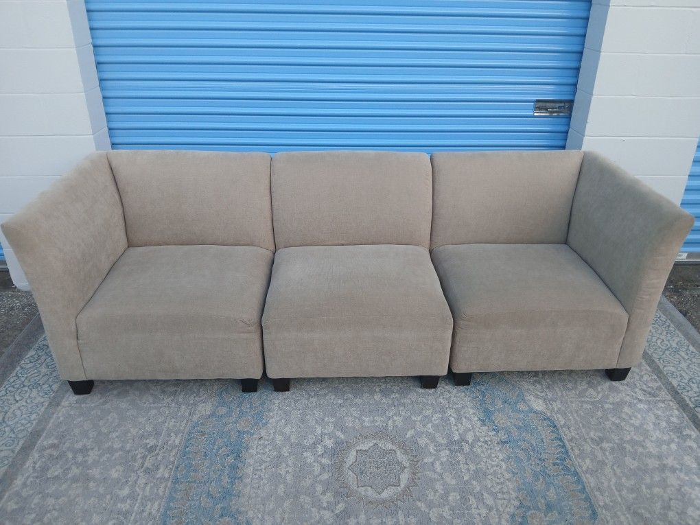 Beige 3 Seater Modular Sectional $150 OBO W/FREE DELIVERY 