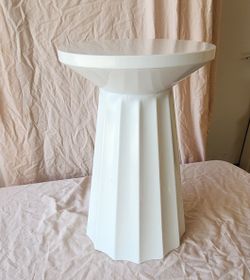 Baxton Studio Ulmer Metal Scalloped Side Table