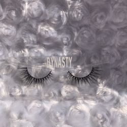 Lashes “Classy”