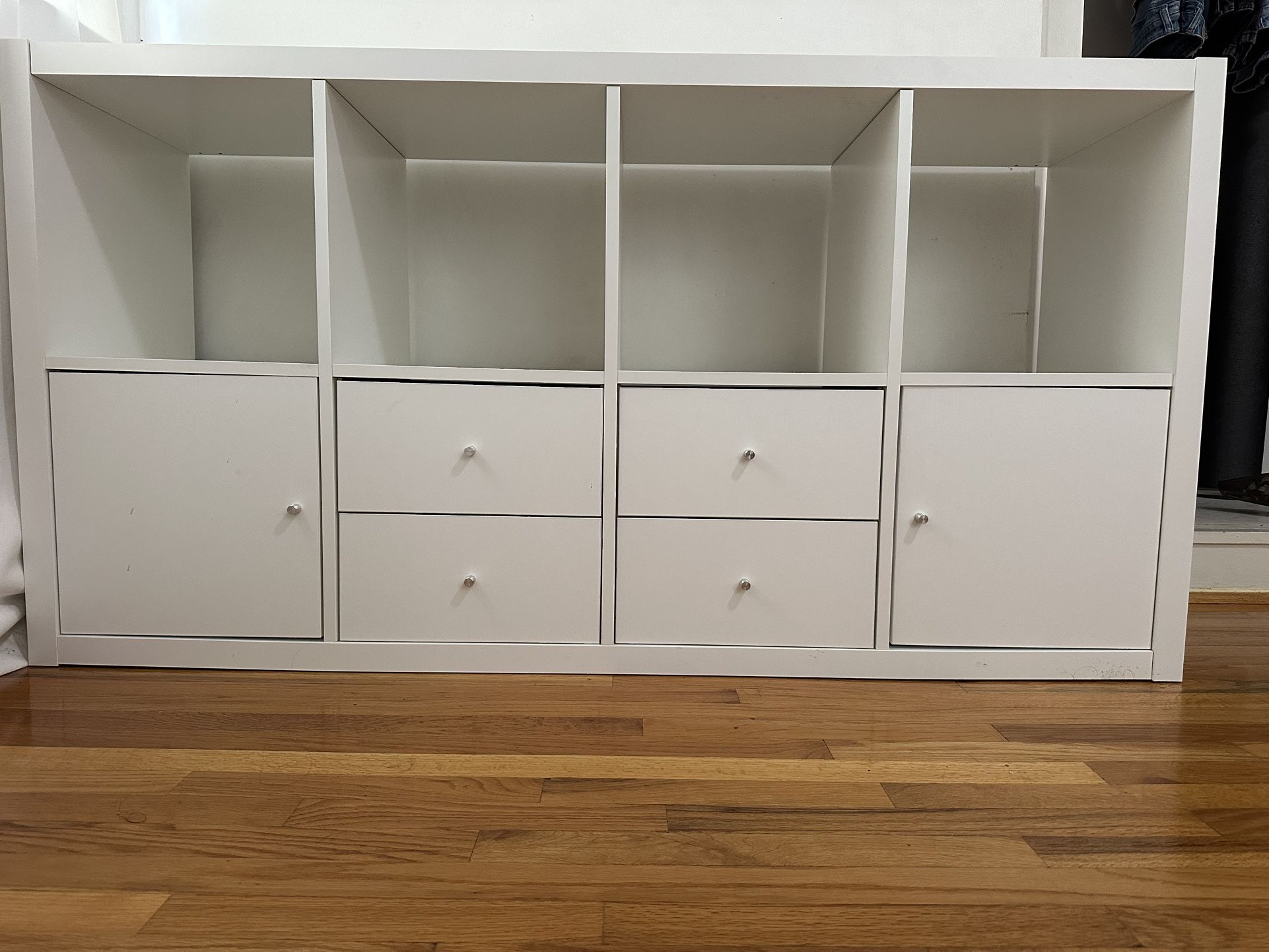shelf unit