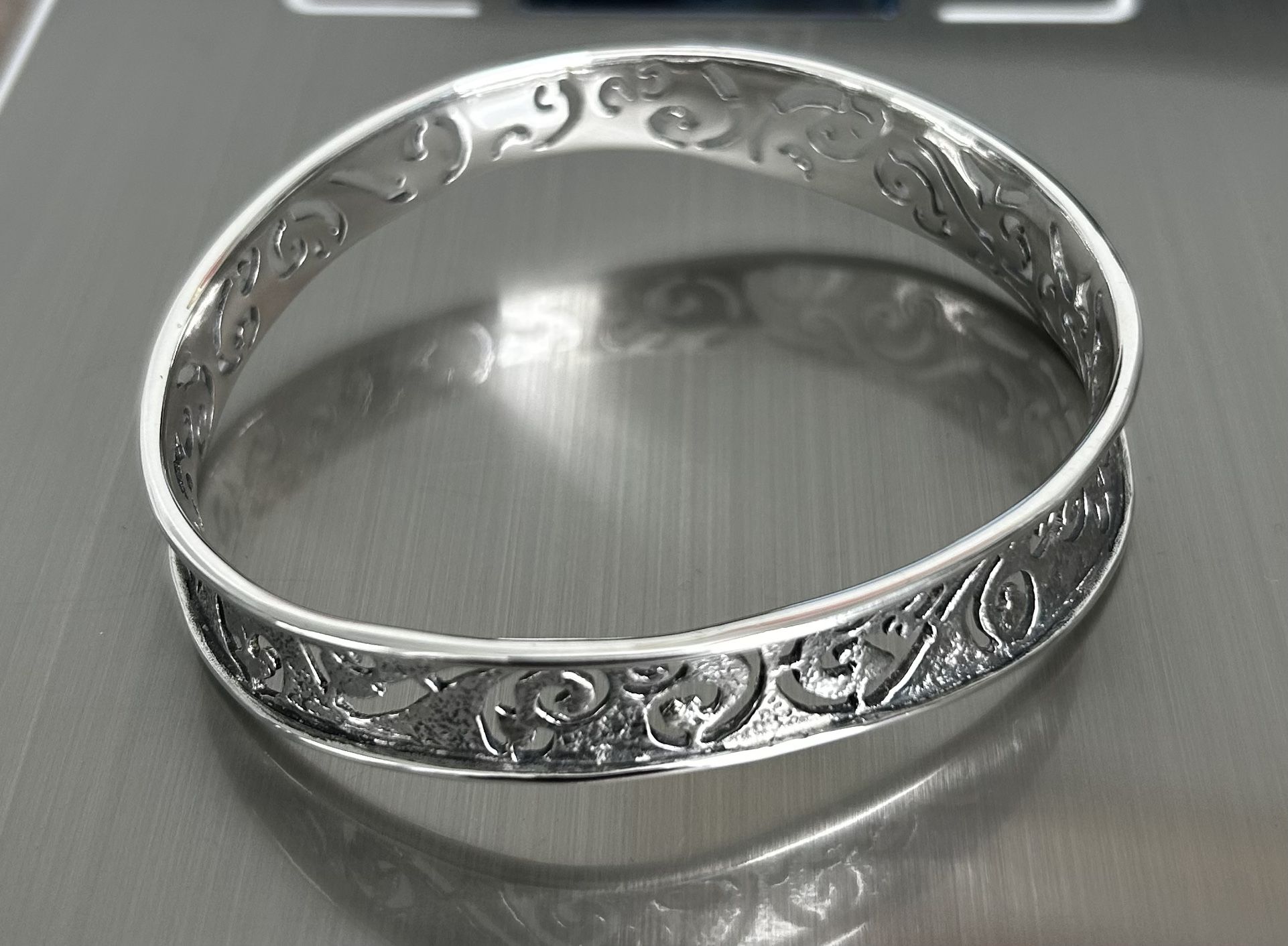 925 Sterling Silver Silpada Bangle Bracelet