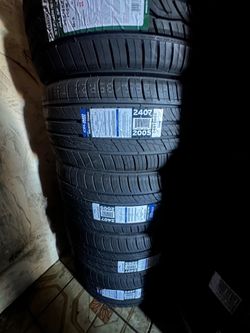 265/35/22 Celimo brand new