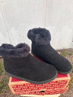 Girls Boots