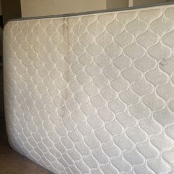 Used Full Size Bed Mattress 