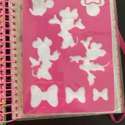 Minnie Mouse Coloring Book Binder With Markers