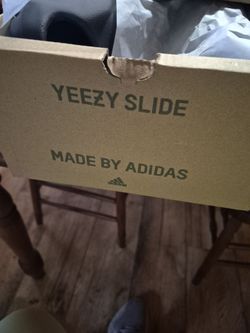Yeezy Slide