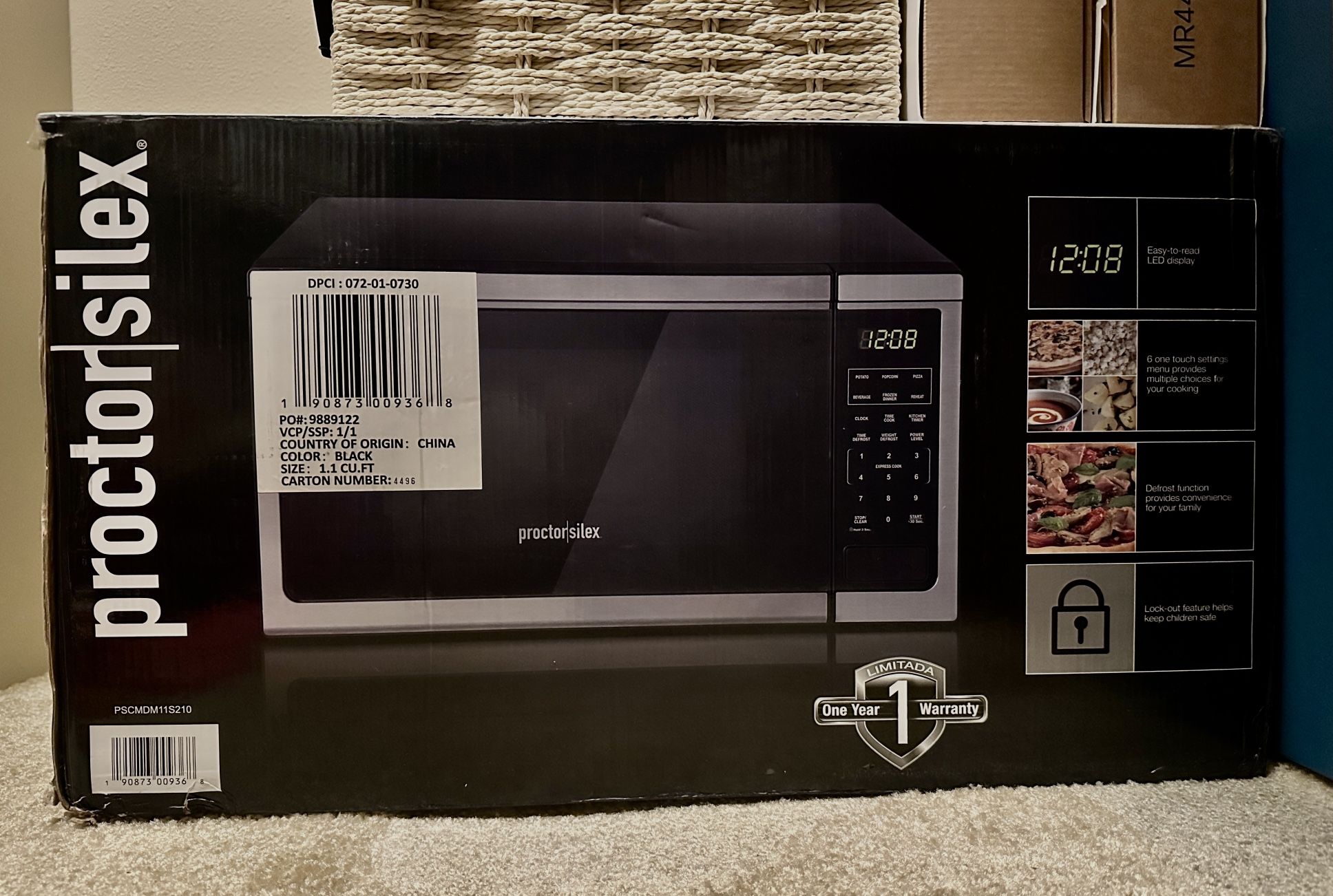 Proctor Silex Microwave Oven - 1.1 cu ft - Stainless Steel