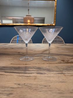 Set of 2 Etched Crystal Martini Glasses