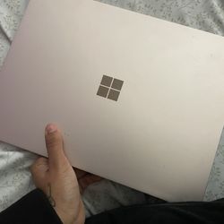 Microsoft Surface Laptop