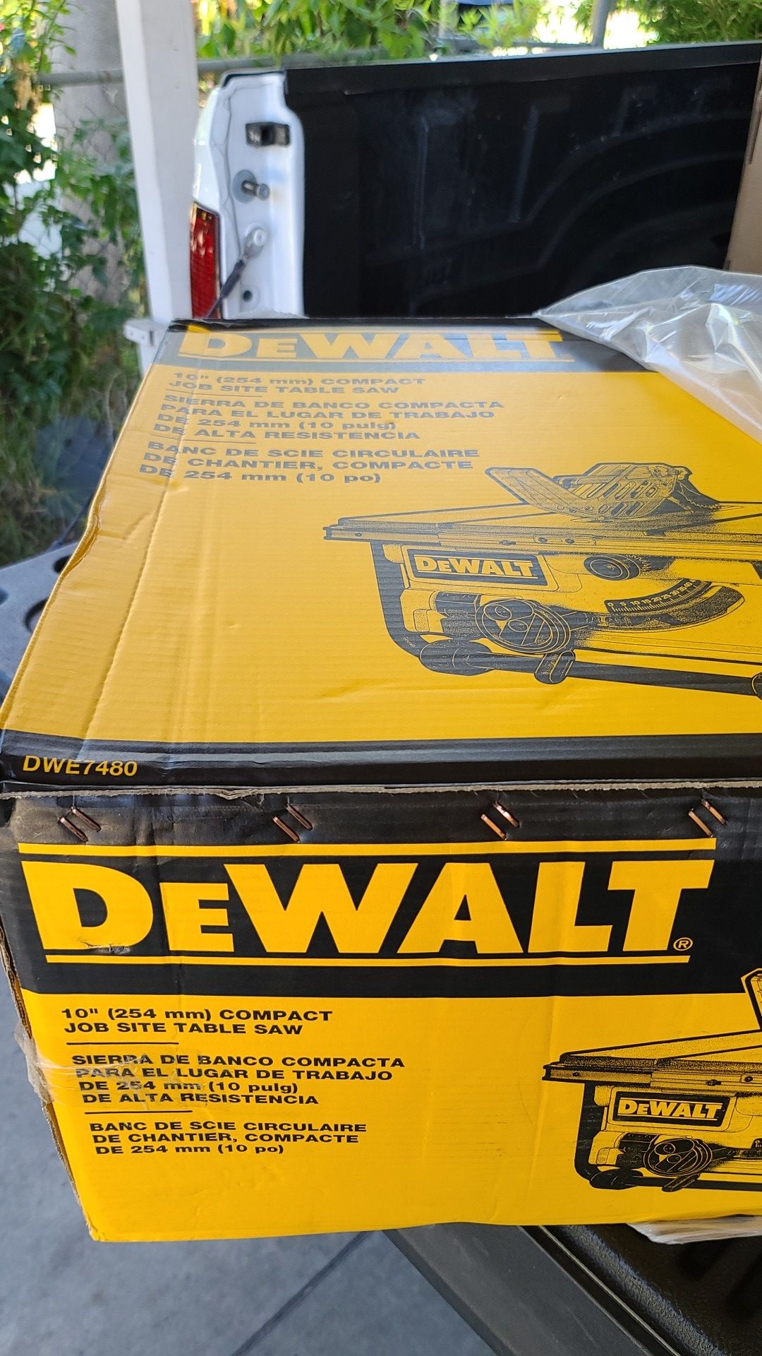 Dewalt dwe7480 brand new table saw