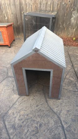 Dog house medium