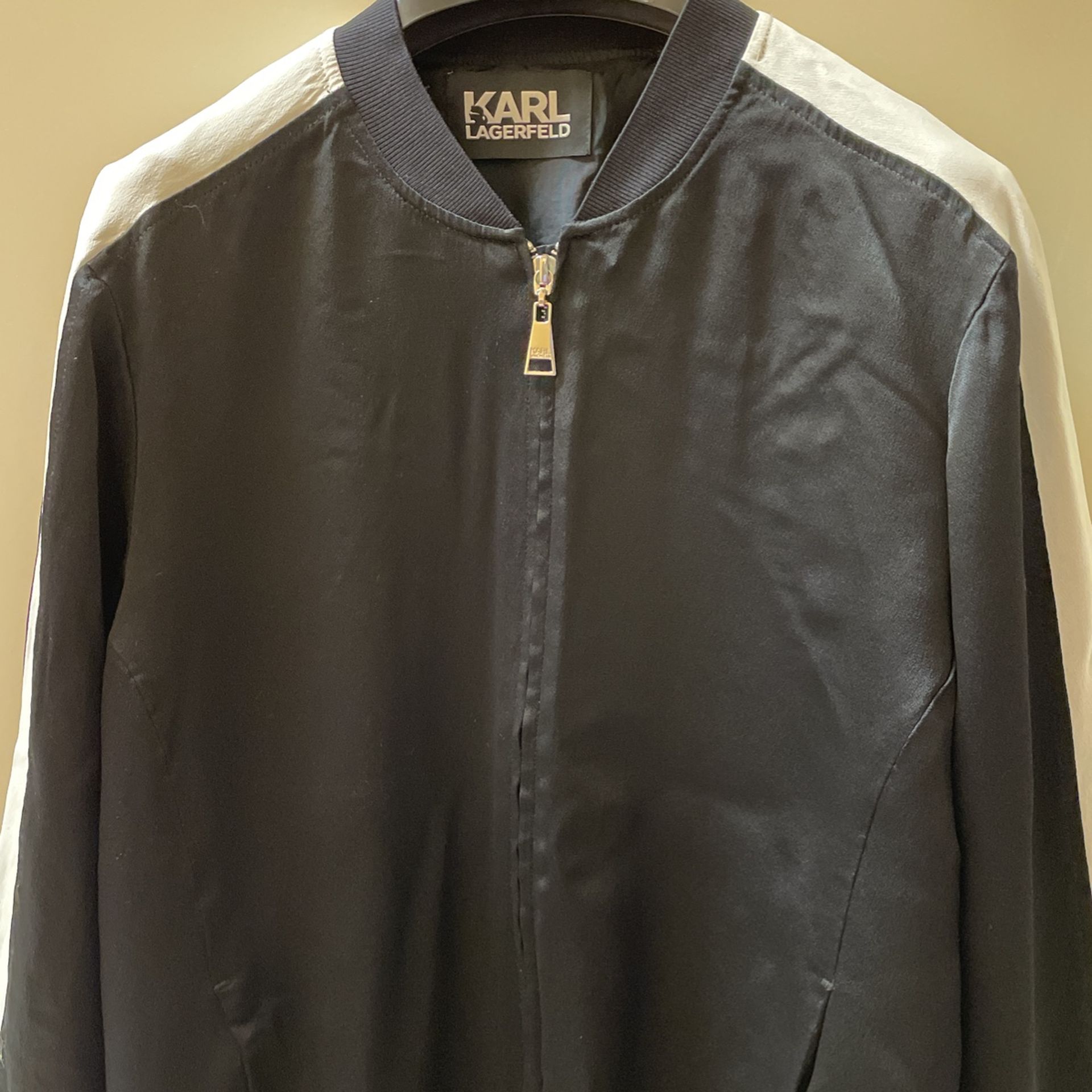 Carl Lagerfield Bomber