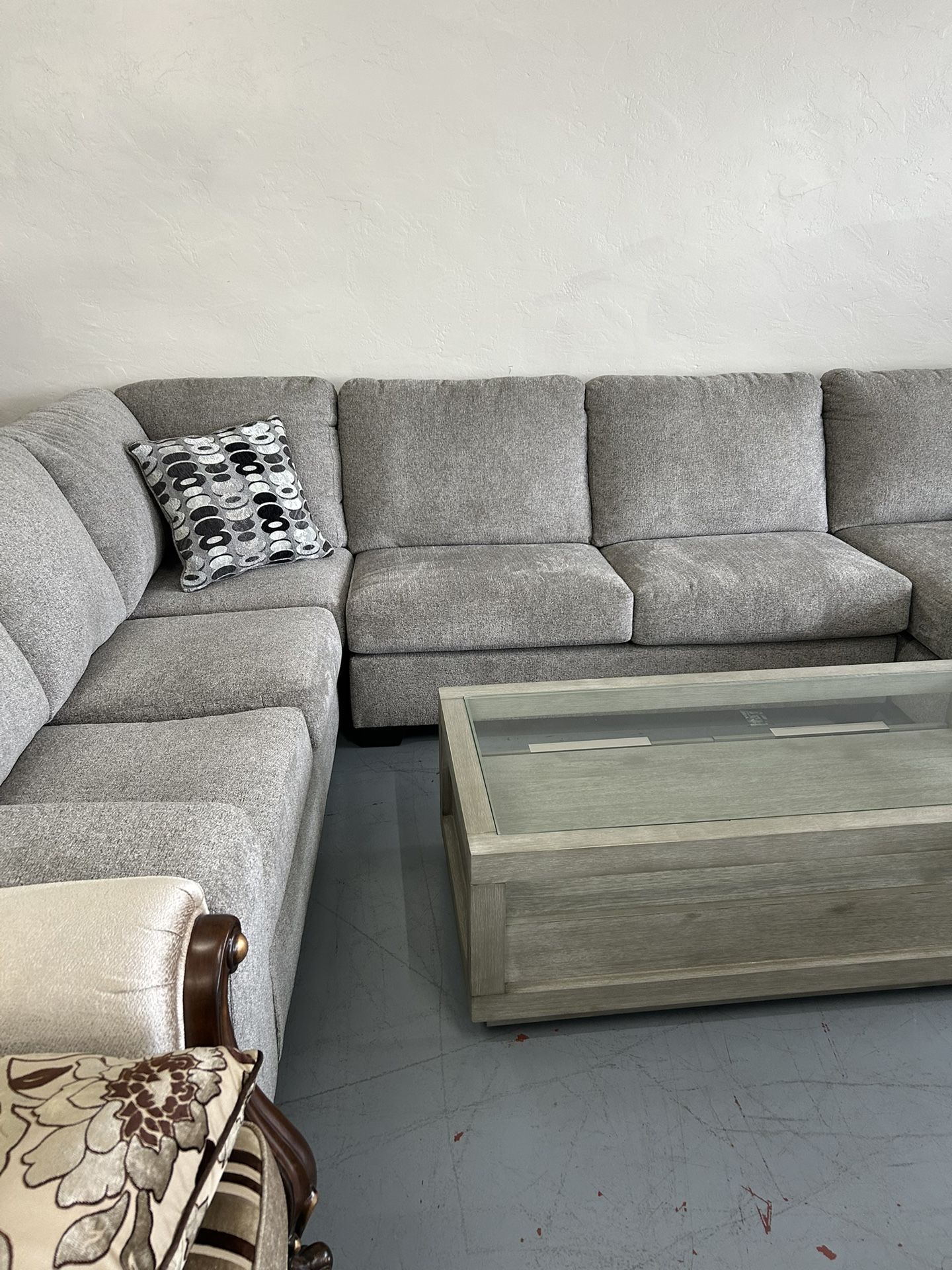 Beautiful Fabric U Shaped Sectional Available, Same Day Delivery