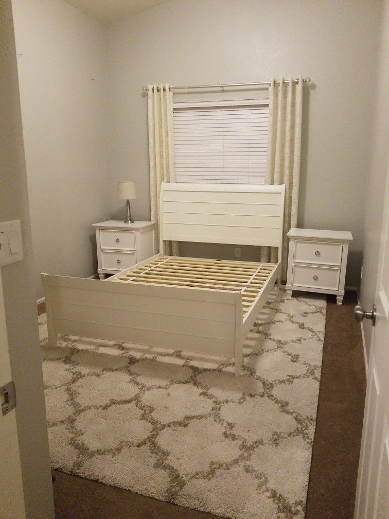 ENTIRE BEDROOM SET